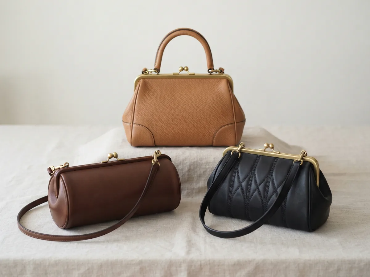 A range overview of Coach Kisslock Bag subtypes.
